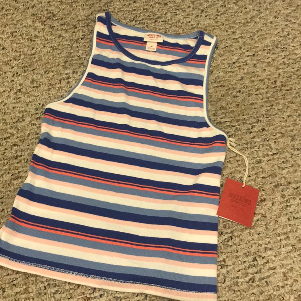 Tank top size medium